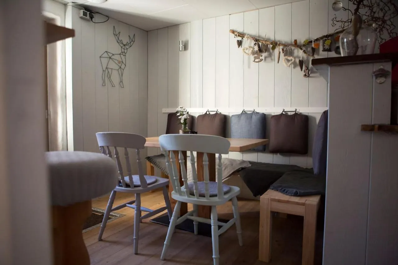 Bed & Breakfast Jungholz - Pension Katharina 2*,  Austria