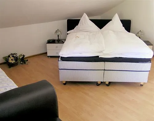 Bed & Breakfast Jungholz - Pension Katharina 2*,  Austria